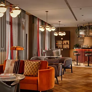 **** Hotel Radisson Red Kudamm Alemania